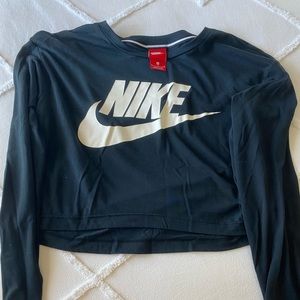 Nike oversized crop long sleeve